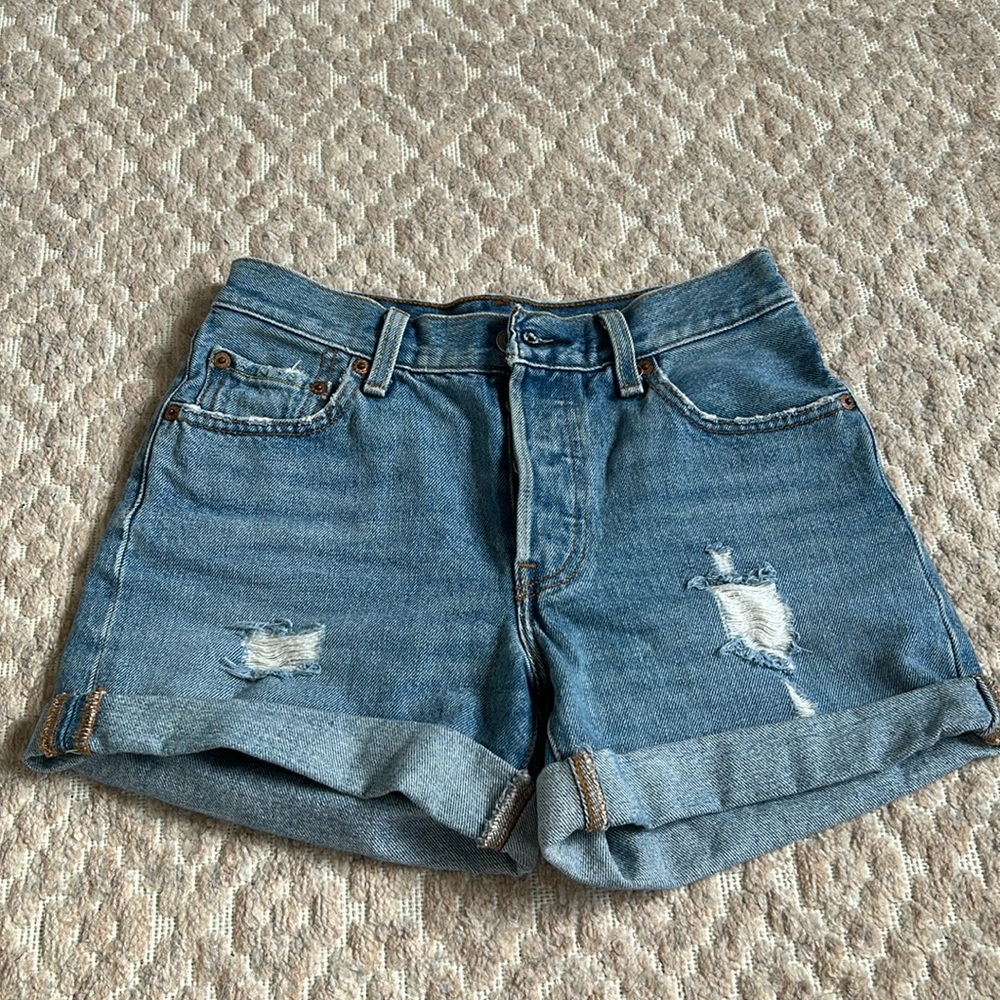 501® LONG WOMENS SHORTS
